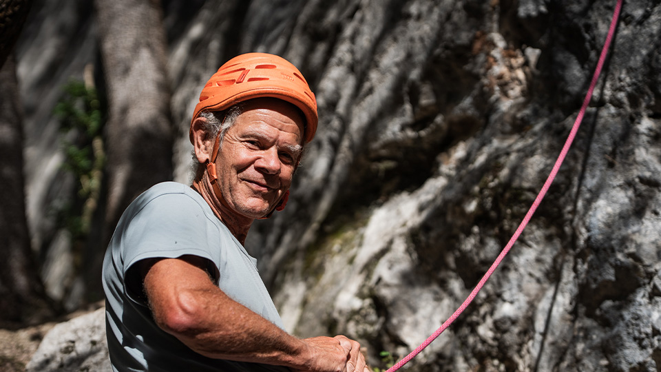 Escalade enfants en falaise